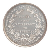TMNK 03228
<br/>
Tentoonstelling van nijverheid en kunst in het Paleis voor Volksvlijt (gesticht door doctor Samuel Sarphati) te Amsterdam, prijspenning aan H. Vigelius & Co te Rotterdam voor leder en lederwerk
<br/>
<em>Nederland, Koninkrijk (1830-heden)</em>