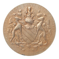 TMNK 03681
          <br/>
          Vijfentwintigjarig jubileum van Victor de Stuers, als referendaris op het Ministerie van Kunsten en Wetenschappen
          <br/>
          <em>Nederland, Koninkrijk (1830-heden)</em>