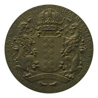 TMNK 03694
          <br/>
          Eerbetoon aan Sjoerd Anne Vening Meineszoon bij zijn tienjarig ambtsjubileum als burgemeester van Amsterdam
          <br/>
          <em>Nederland, Koninkrijk (1830-heden)</em>
