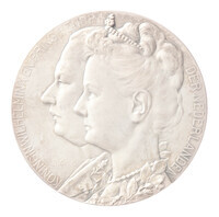 TMNK 03779
<br/>
Geboorte van Juliana, dochter van koningin Wilhelmina en prins Hendrik
<br/>
<em>Nederland, Koninkrijk (1830-heden)</em>