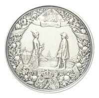 TMNK 03784
          <br/>
          Doop van prinses Juliana, dochter van koningin Wilhelmina en prins Hendrik
          <br/>
          <em>Nederland, Koninkrijk (1830-heden)</em>