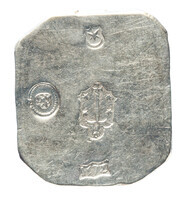 TMNK 05130
          <br/>
          Daalder; tweeëndertig stuiver (noodmunt) uit Haarlem
          <br/>
          <em>Haarlem</em>