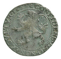 TMNK 05704
          <br/>
          Halve leeuwendaalder uit West-Friesland
          <br/>
          <em>Republiek der Zeven Verenigde Nederlanden, Holland (West-Friesland), landschap (1573-1795)</em>