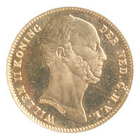 TMNK 05865
          <br/>
          Halve gouden willem uit Nederland op naam van Willem II, koning der Nederlanden (1840-1849)
          <br/>
          <em>Nederland, Koninkrijk (1830-heden)</em>