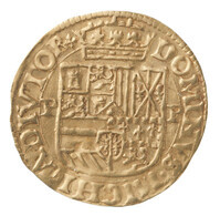 TMNK 06740
          <br/>
          Kroon uit Gelre op naam van Philips II, koning van Spanje (1556-1598)
          <br/>
          <em>Gelre, hertogdom (1339-1581)</em>