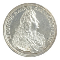 TMNK 08597
<br/>
Afschaffing van het tweegevecht (duel) door Lodewijk XIV in Frankrijk in 1662 (onderdeel van de Histoire Métallique)
<br/>
<em>Frankrijk, Koninkrijk (987-1791)</em>
