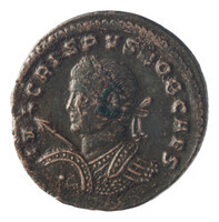 TMNK 09668
<br/>
Aes 3 uit het Romeinse Keizerrijk op naam van Crispus, caesar
<br/>
<em>Romeins Keizerrijk</em>