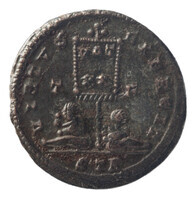 TMNK 09668
<br/>
Aes 3 uit het Romeinse Keizerrijk op naam van Crispus, caesar
<br/>
<em>Romeins Keizerrijk</em>