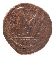 TMNK 09761
<br/>
Follis (veertig nummi) uit het Byzantijnse Rijk op naam van Justinianus I (527-565)
<br/>
<em>Byzantijns Keizerrijk</em>
