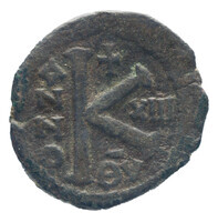 TMNK 09765
<br/>
Halve follis (twintig nummi) uit het Byzantijnse Rijk op naam van Justinianus I
<br/>
<em>Byzantijns Keizerrijk</em>