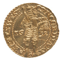 TMNK 10066
          <br/>
          Gouden dukaat uit West-Friesland
          <br/>
          <em>Republiek der Zeven Verenigde Nederlanden, Holland (West-Friesland), landschap (1573-1795)</em>
