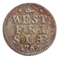 TMNK 10365
          <br/>
          Dubbele wapenstuiver uit West-Friesland
          <br/>
          <em>Republiek der Zeven Verenigde Nederlanden, Holland (West-Friesland), landschap (1573-1795)</em>
