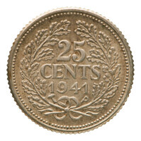 TMNK 11931
          <br/>
          Vijfentwintig cent (kwartje) uit Suriname en Curaçao op naam van koningin Wilhelmina (1890-1948)
          <br/>
          <em>Curaçao & Suriname, Koninkrijk der Nederlanden (1830-heden)</em>