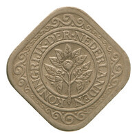 TMNK 11981
          <br/>
          Vijf cent (stuiver) uit Suriname en Curaçao op naam van koningin Wilhelmina (1890-1948)
          <br/>
          <em>Curaçao & Suriname, Koninkrijk der Nederlanden (1830-heden)</em>