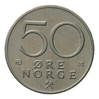 TMNK 15219
          <br/>
          Vijftig ore uit Noorwegen op naam van Olaf V, koning van Noorwegen (1957-1991)
          <br/>
          <em>Noorwegen, Koninkrijk</em>