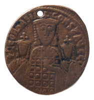 TMNK 16791
          <br/>
          Follis uit het Byzantijnse Rijk op naam van Basilius (Basileios) I, keizer (867-886) / zoon van Basilius Constantijn / Leo (Leon) VI van Byzantium, keizer (886-912)
          <br/>
          <em>Byzantijns Keizerrijk</em>